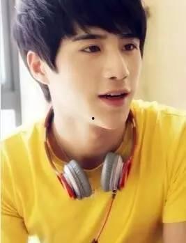 明星最新爆料安徽小伙,娱乐圈风云再起!”